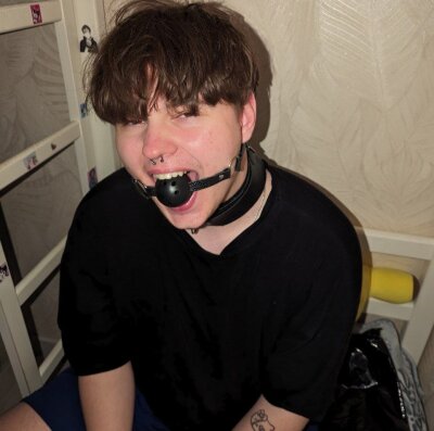 sw33tie_tom from stripchat