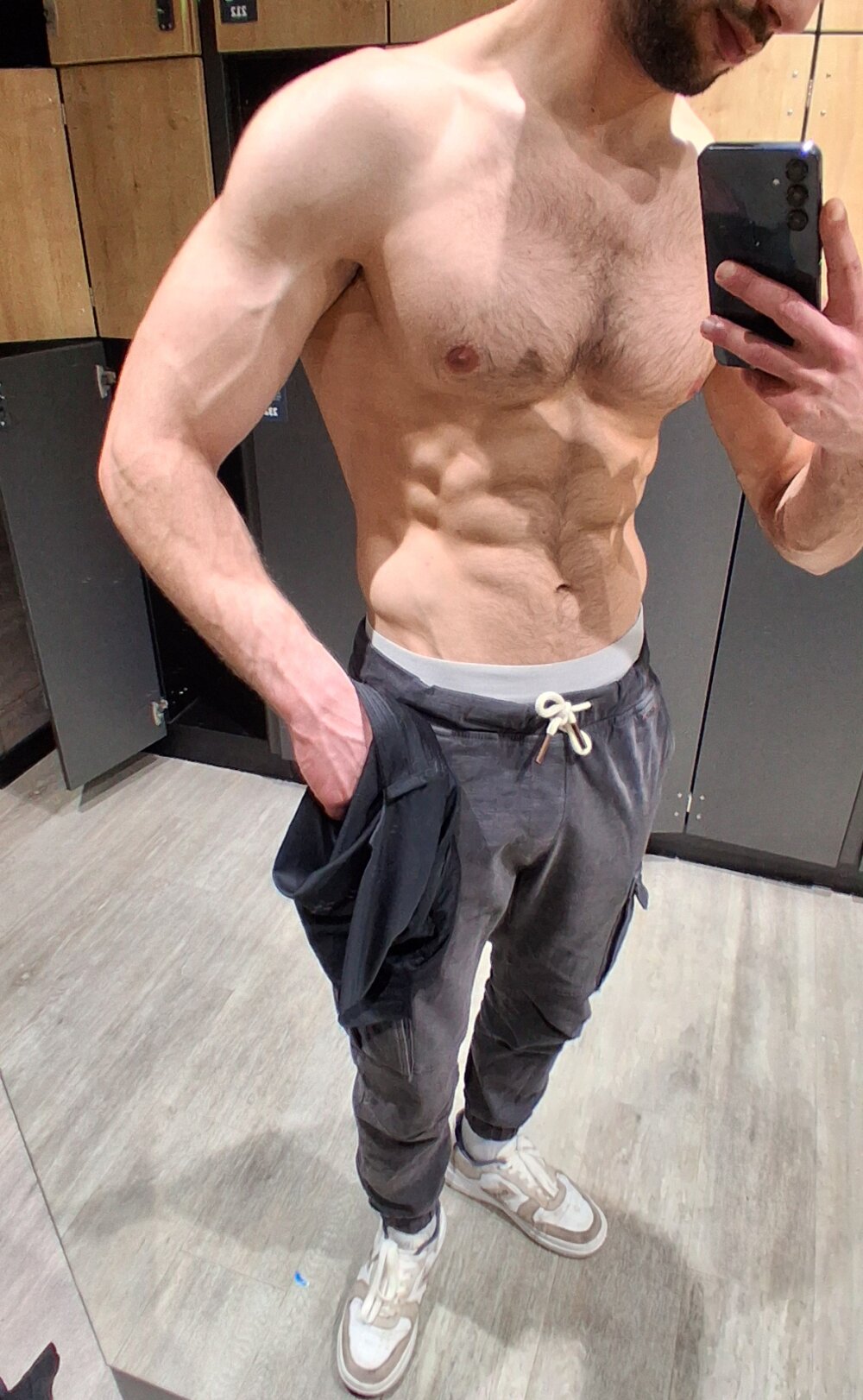 gatoso97 from stripchat