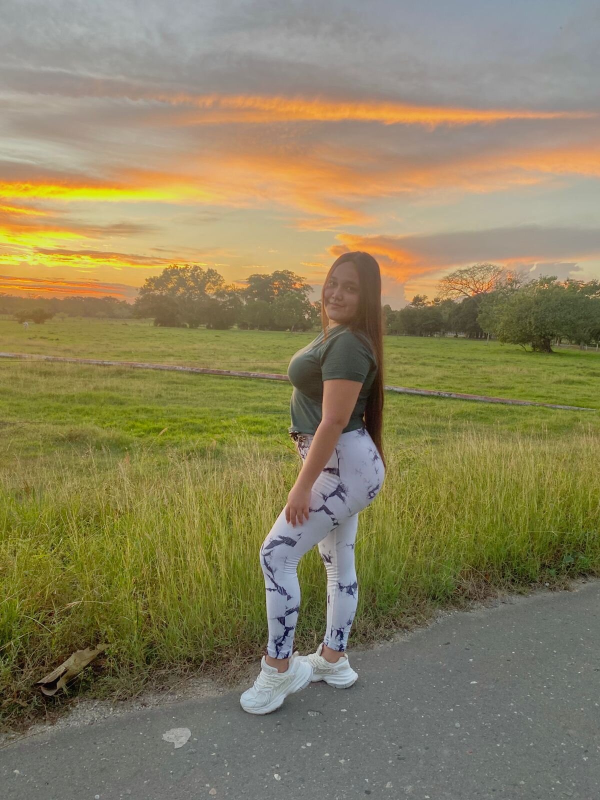 talia_curry