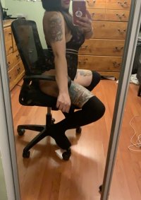 Abbyskye98's Offline XXX Chat