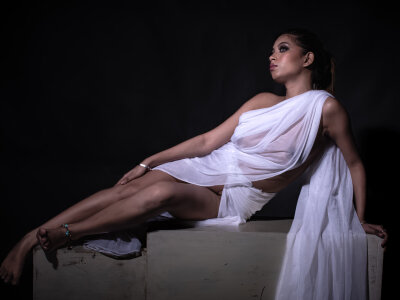 elivecams.com Bongbeautyxo livesex profile in ethnicityindian cams