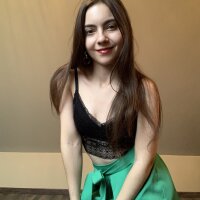 Leilastar18's Offline XXX Chat