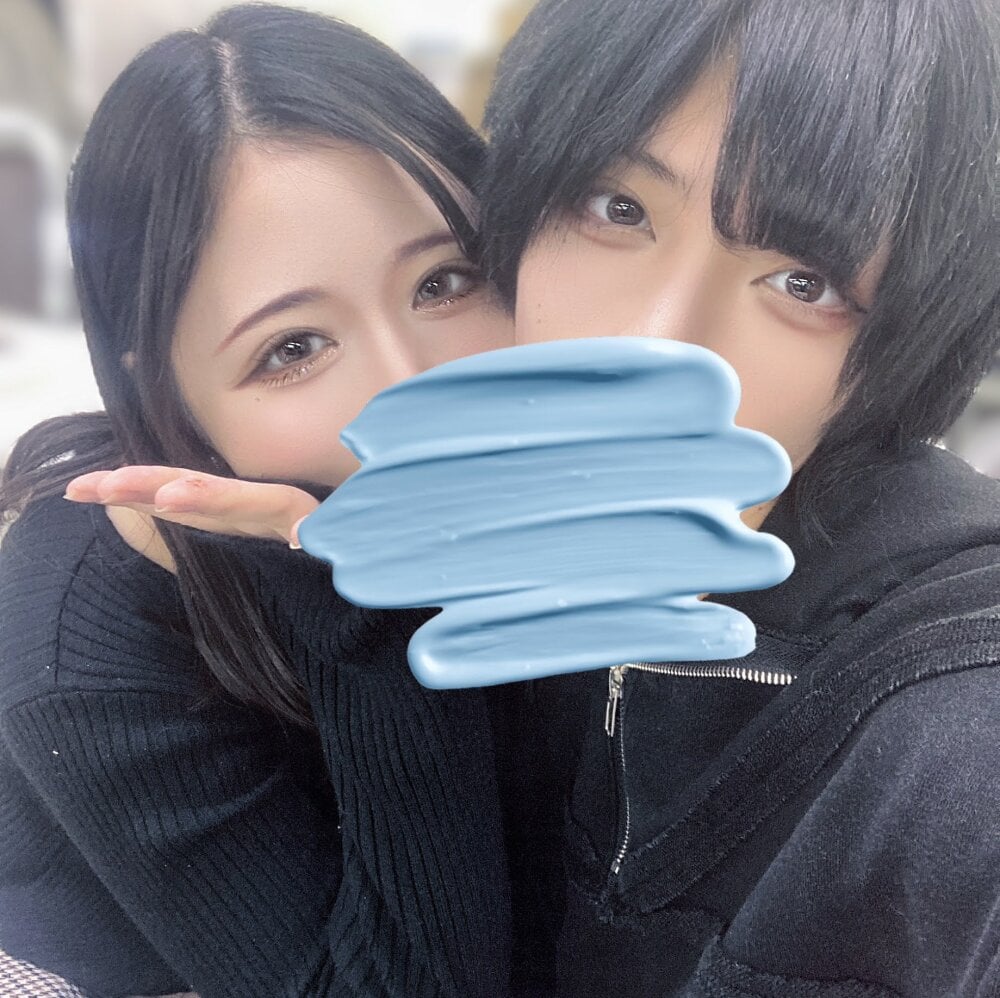 chii_rii_couple from stripchat