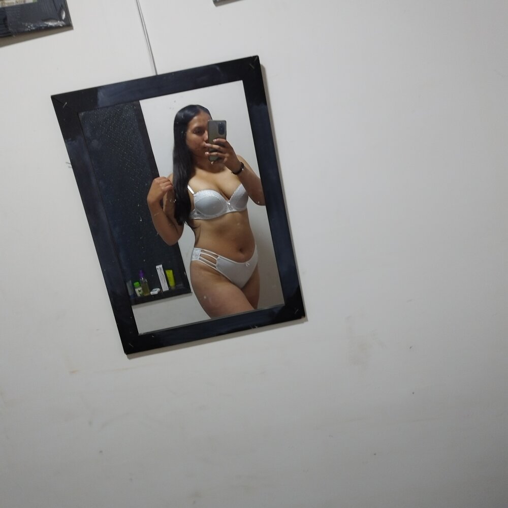 Live sex webcam photo for aliskarin31 #292597034
