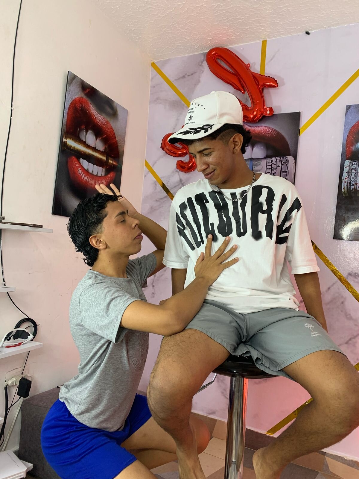 COCKING_GUYS