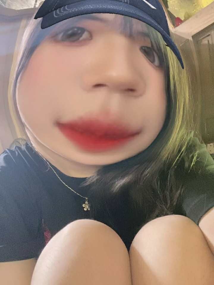 glamcambabes.com amychan99 livesex profile in on-the-router cams