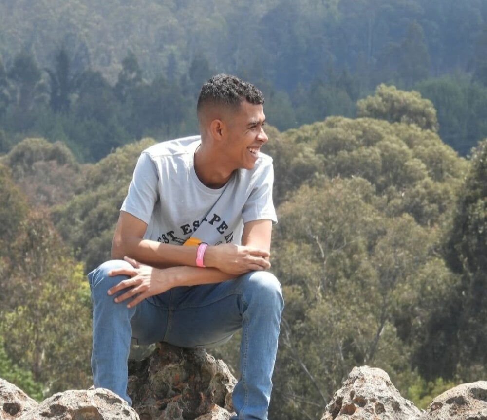 SUPERLUISKA__ profile