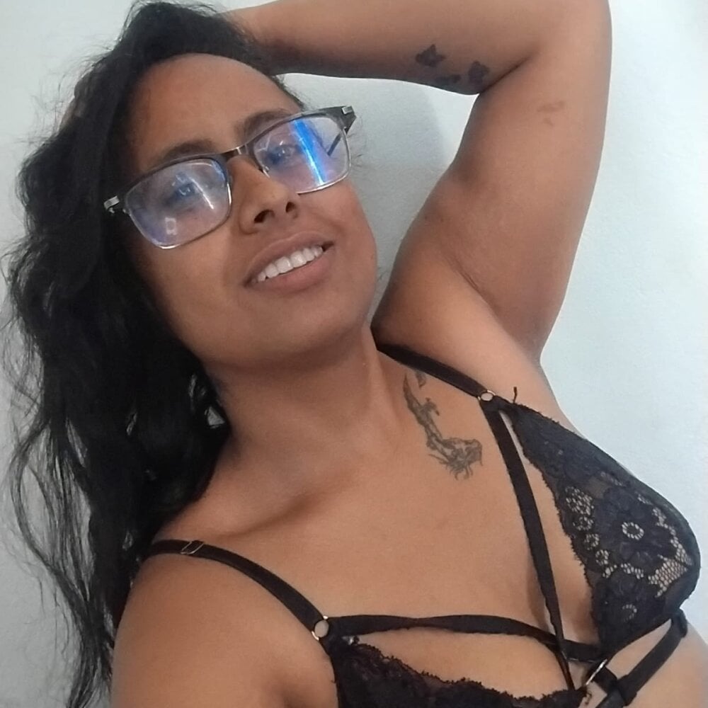 your_hot_bitch profile