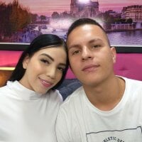 Alicia_stevent's Offline Chat Room