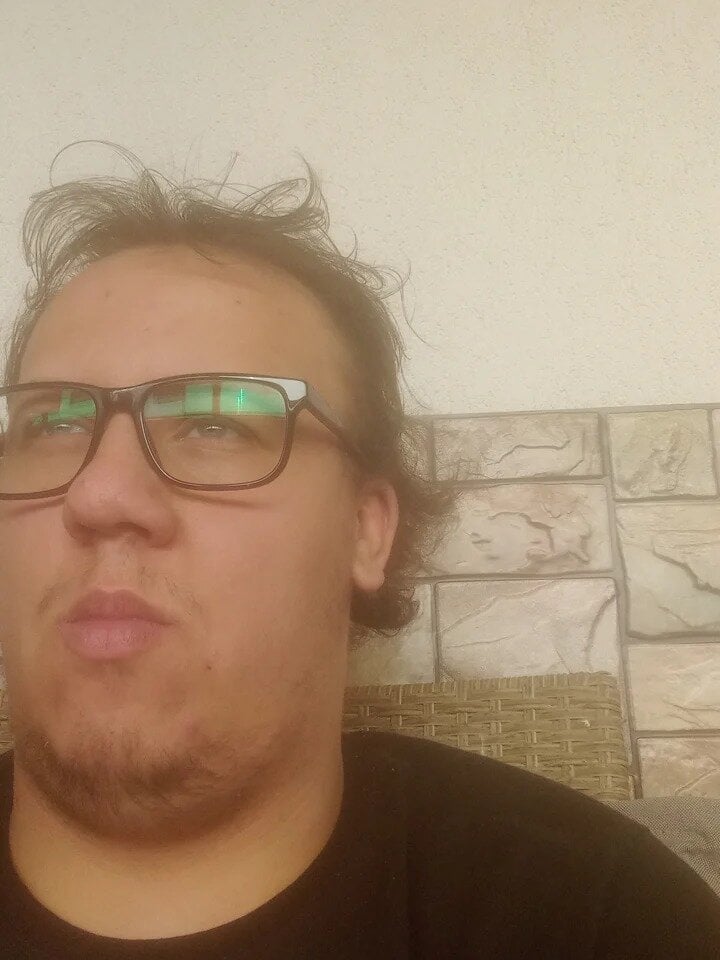 SuntTare7's Offline XXX Chat