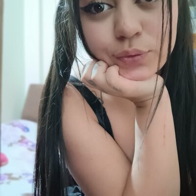 Mia_Morelli_