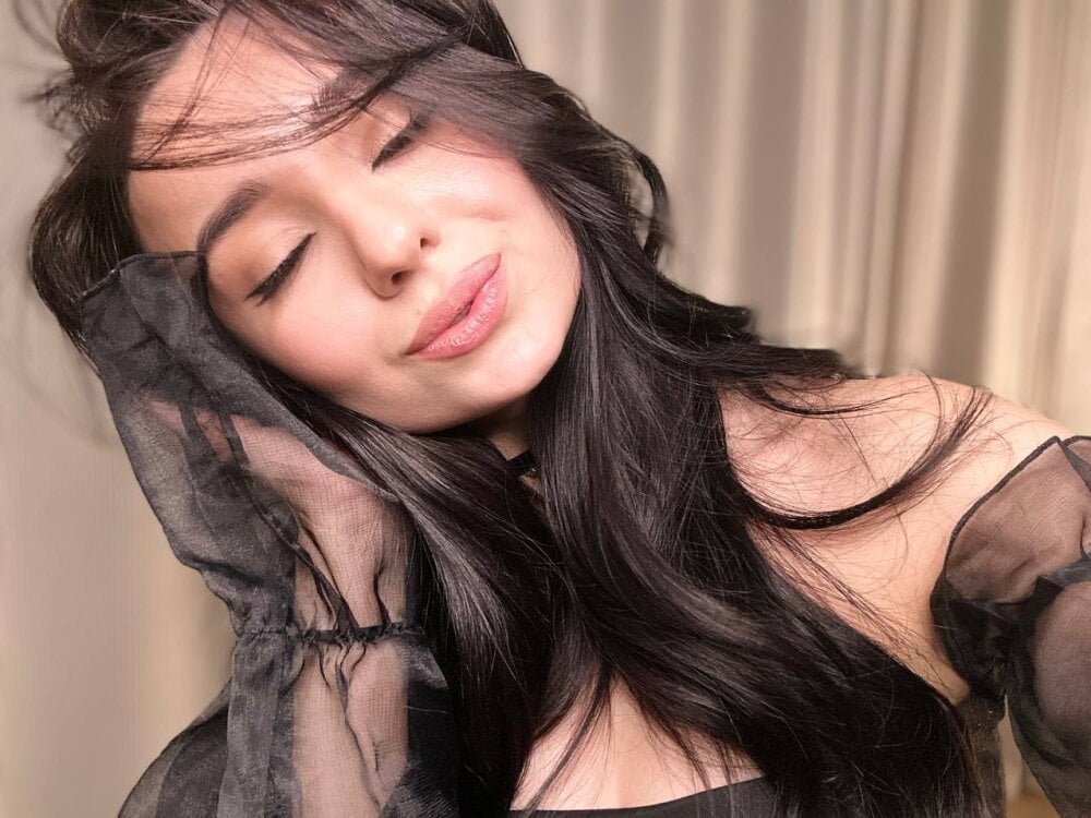 karllee_grey