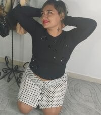 slut_naughty24's Offline Chat Room