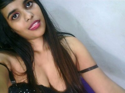 IndianSonia69 - Stripchat Girl 