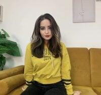 MavisLopez's Offline Chat Room