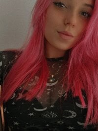 AniaPink_'s Offline Chat Room