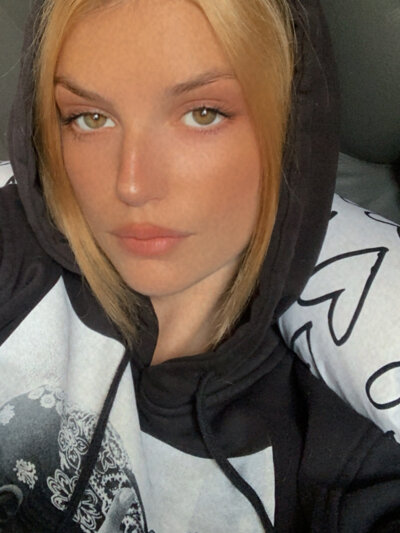 MelonyDeluxe 💸 live sex stream