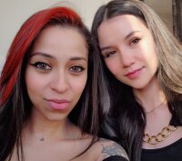 2prettykitties' Offline XXX Chat