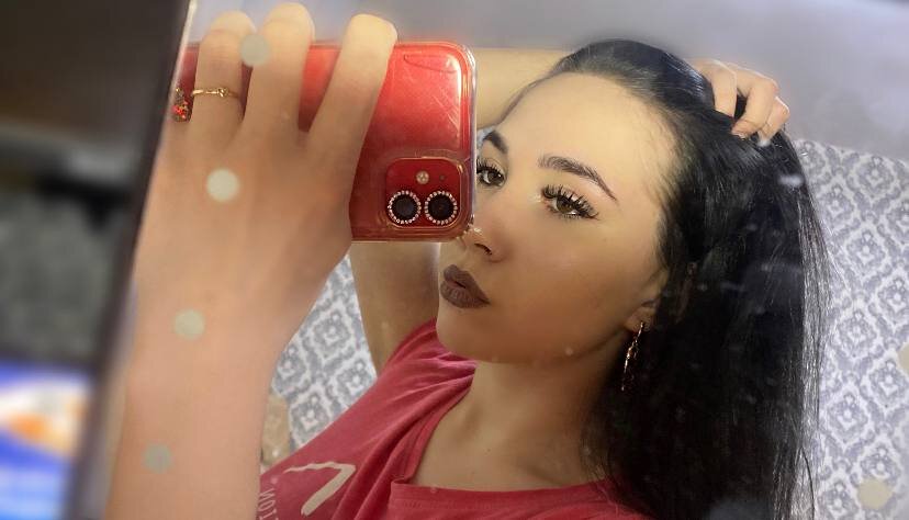 Luna_Medlin