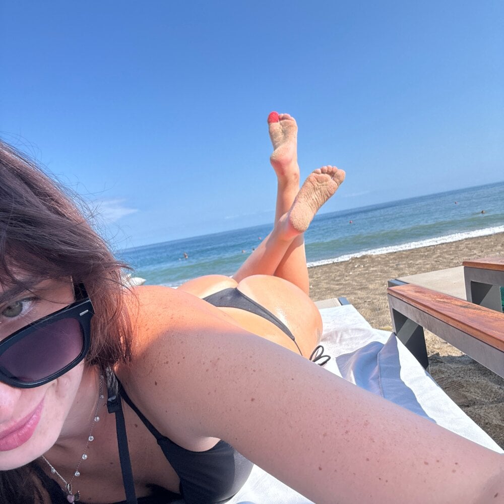 stripchat softpulse webcam profile pic via sexcityguide.com