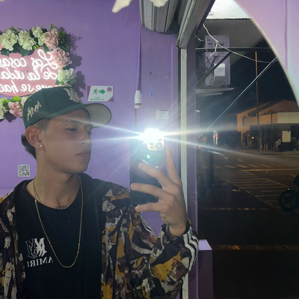 hadsomesexylatino_