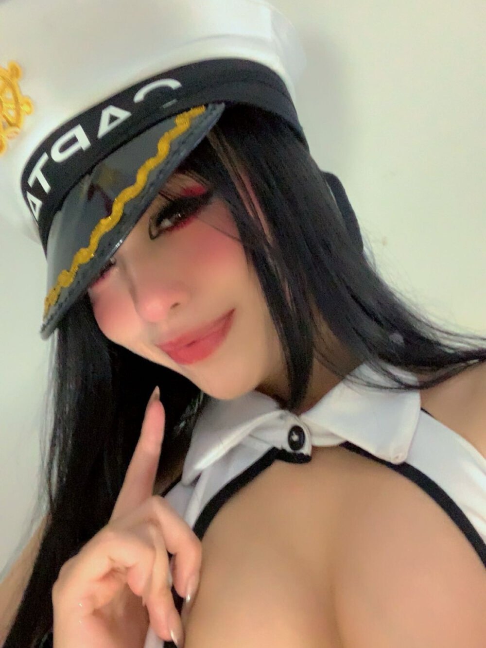 sexcityguide.com xalome_ livesex profile in magic-hut-in-forest cams