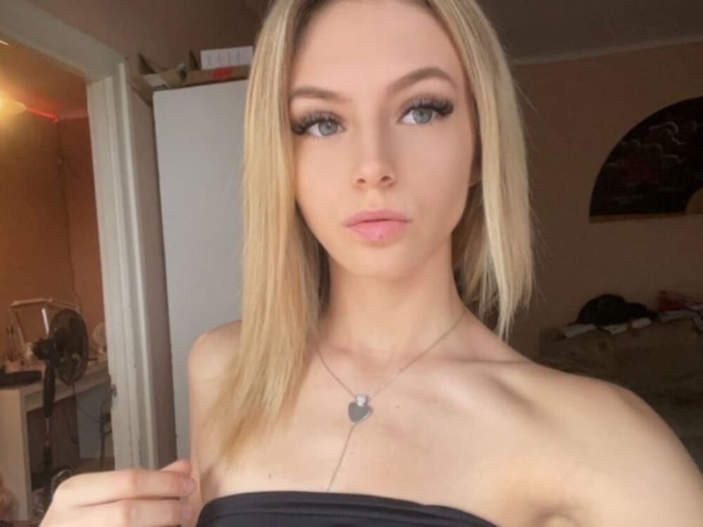 bunny_blondy_