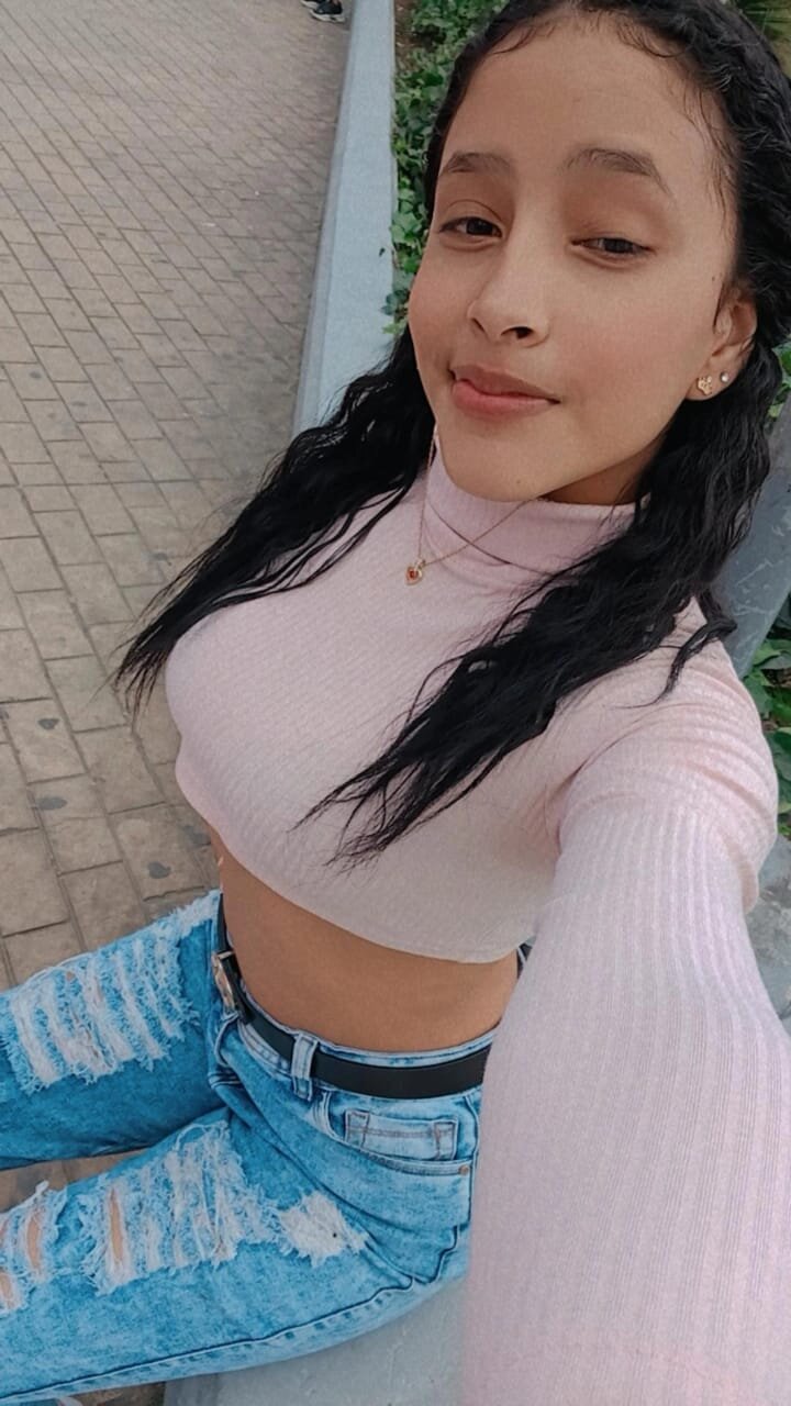Bella_milk