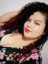 linda326's Live Sex Cam Show