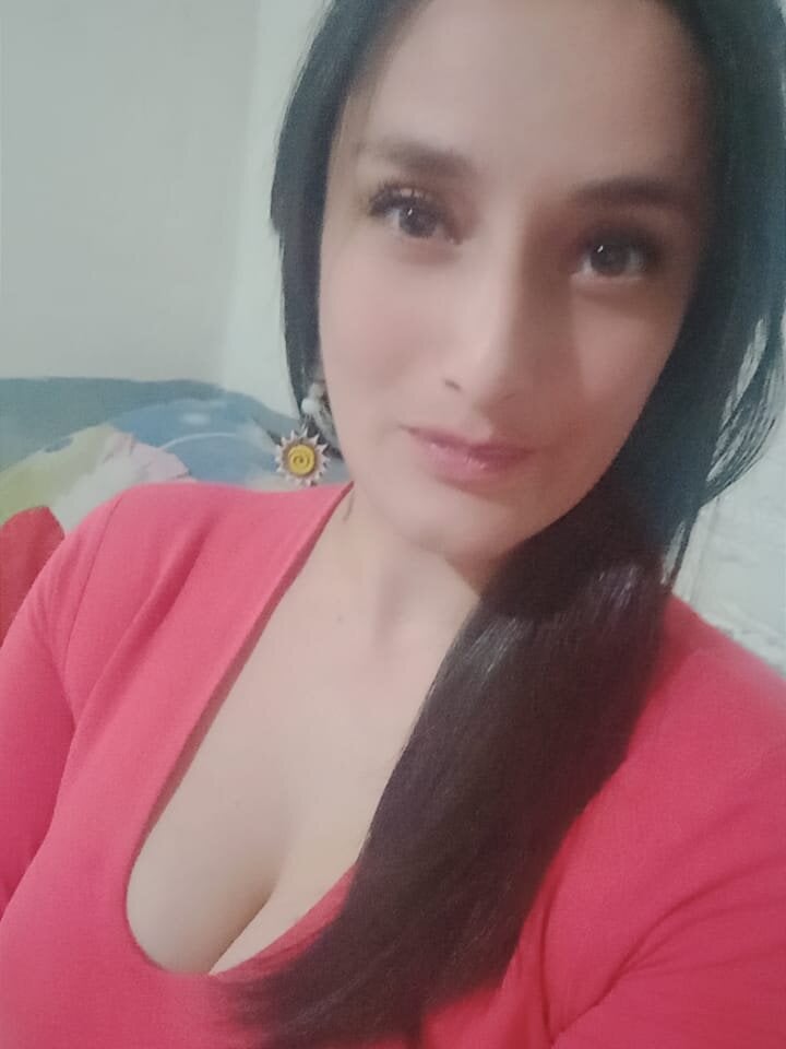 Nina_pearl69's Offline XXX Chat