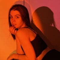 HaileyLU_'s Offline Chat Room