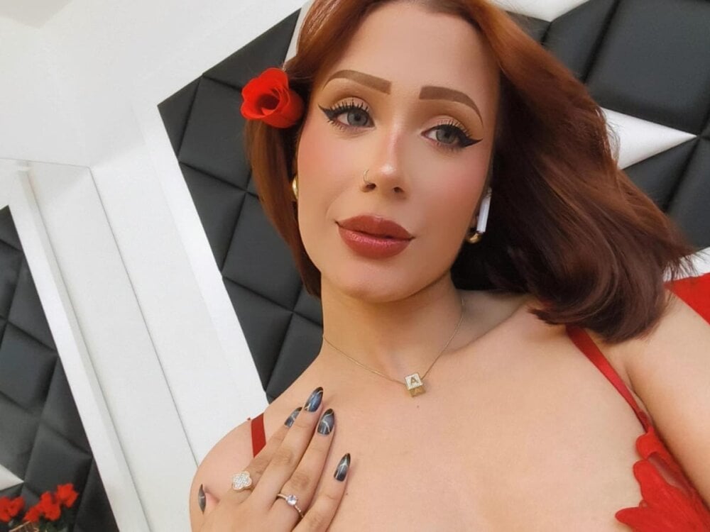 cheapadultsexcams.com aliaahsky livesex profile in latino cams