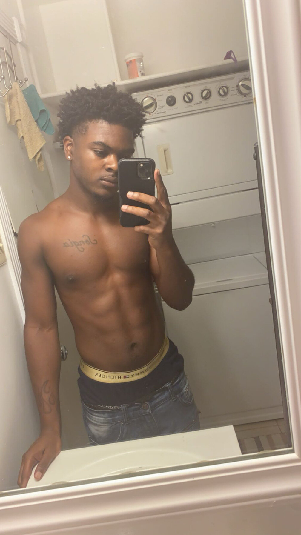 ItzTazzHoe25