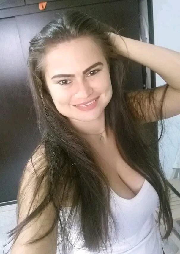 Emili_Nova