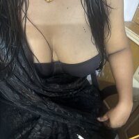 Ariya_'s Offline Chat Room