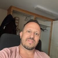 Chriscoki's webcam live show