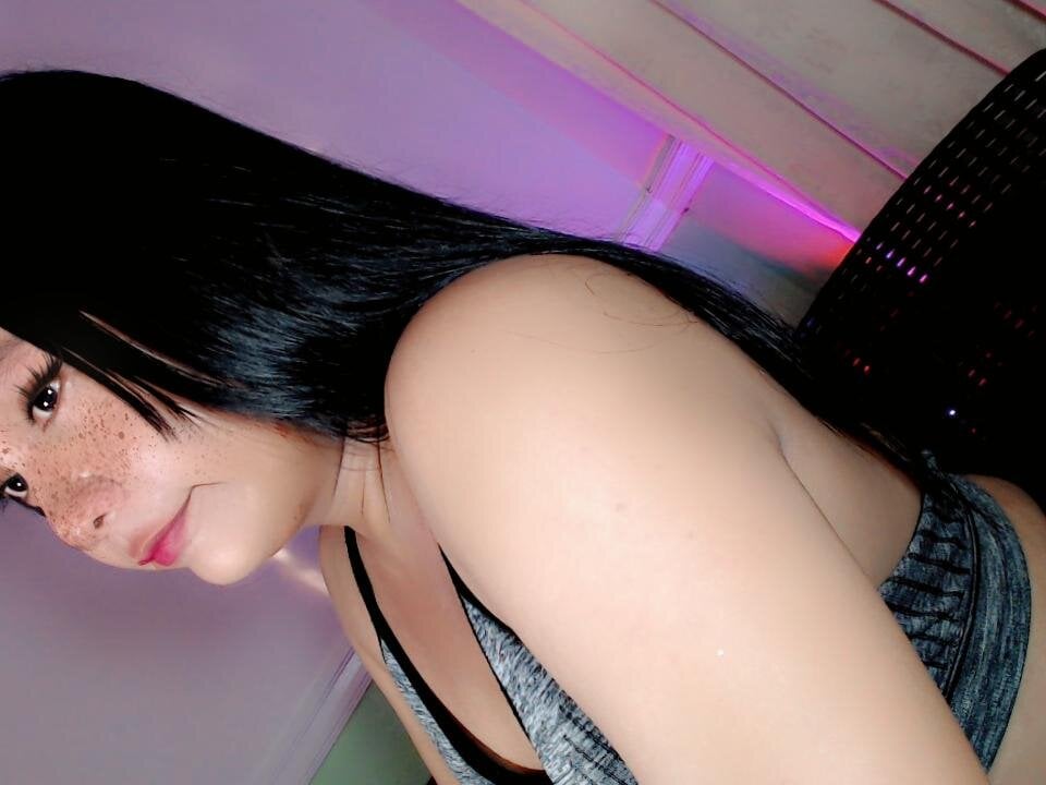 Nica_suansane profile