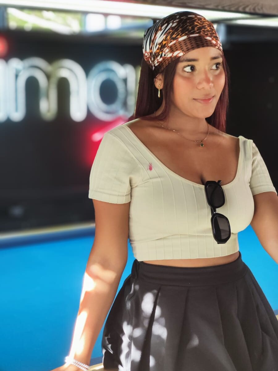 adalinarusell_ profile