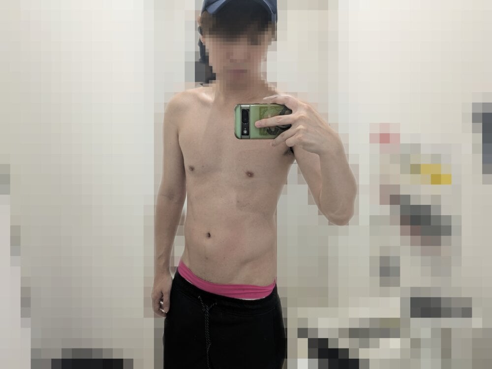 yuton_2525 from stripchat