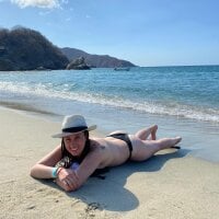 CHARLOTTE11__'s Offline Chat Room