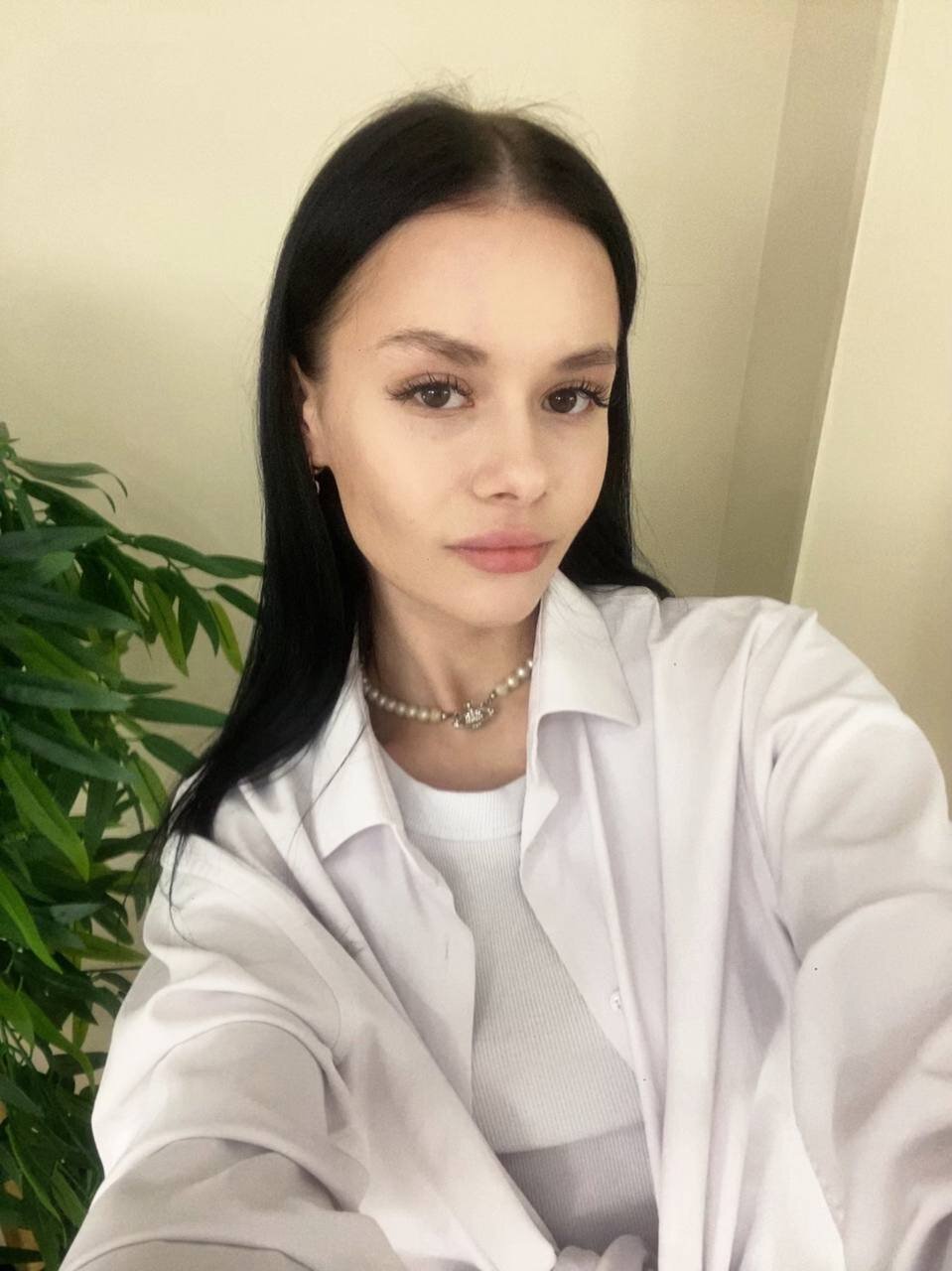 Bella_Crystal