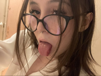 KatieClowes' Offline XXX Chat