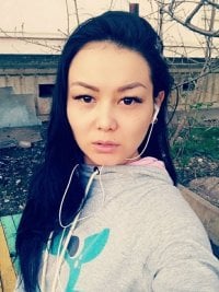 korean_girl_foru's Offline Chat Room