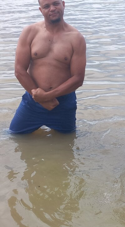 SmallDickBigHorny