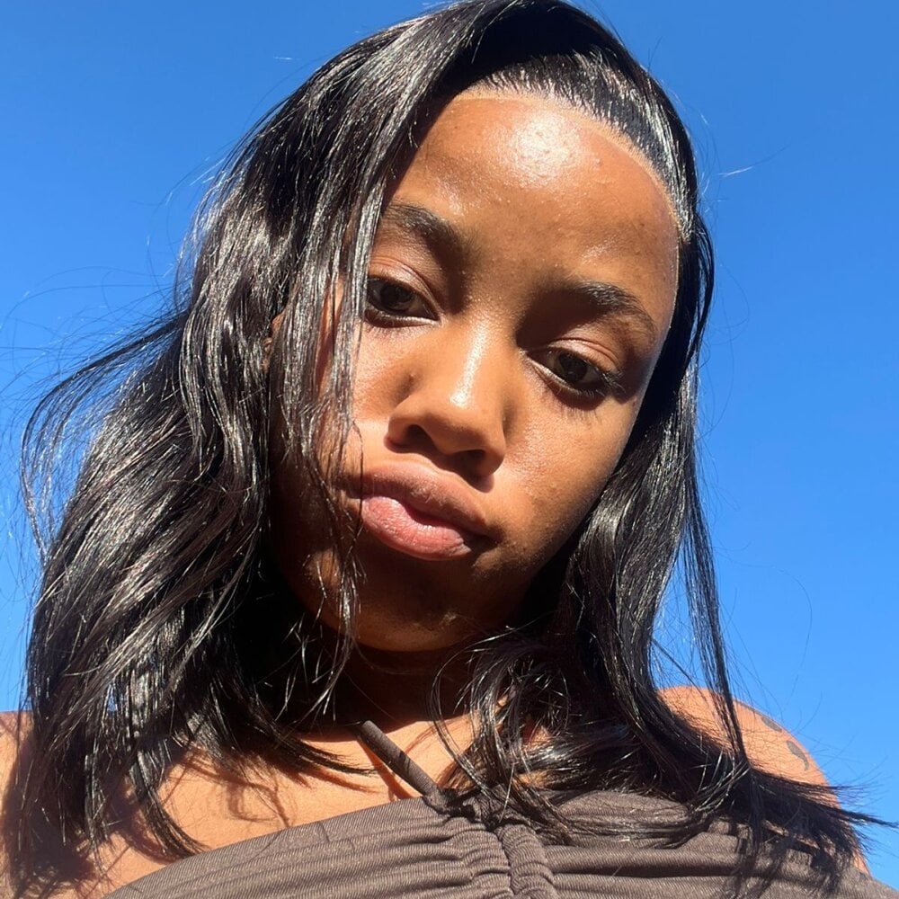 SexySiren21's Offline XXX Chat