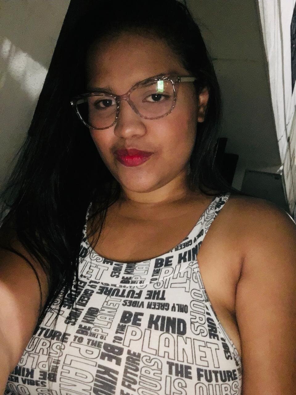 Noha_topless