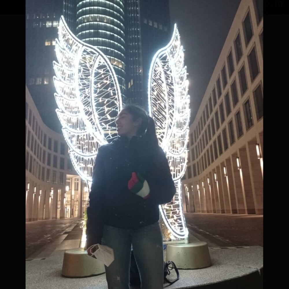 pornos.live naomi_nyx livesex profile in granny cams