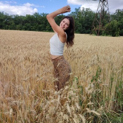 Notforyougirl Female Oilshow Live Webcam Chat