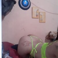 karensexy2's Offline Chat Room