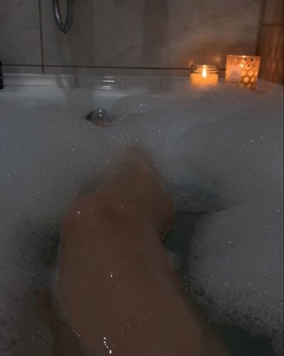 Full_moon_girl on StripChat